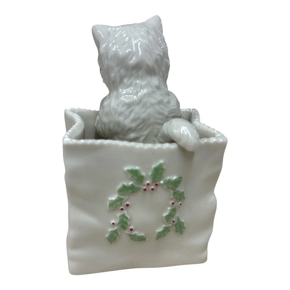 Lenox Capture the Season Cat in Christmas Bag Figurine Ceramic